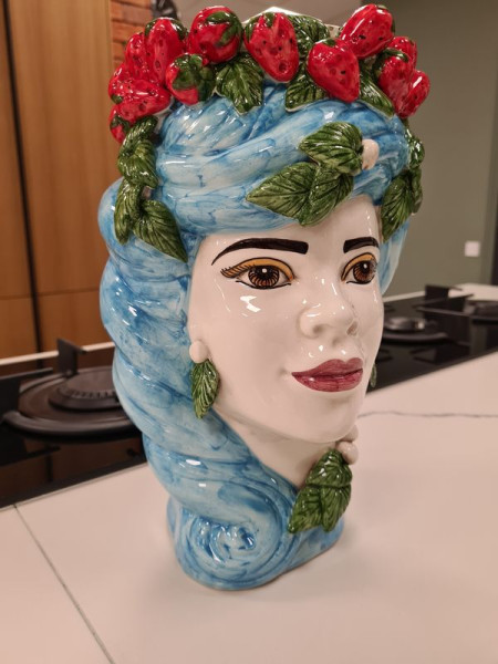 Ваза Strawberries Head Lady (арт.201202-82) ABHIKA