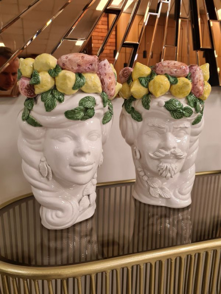 Ваза NO FACE HEAD VASE LADY (арт.201204-MV) ABHIKA