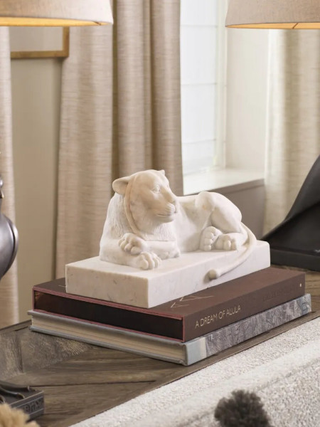 Статуэтка Reclining lion 42cm (арт.TM0058) The MET