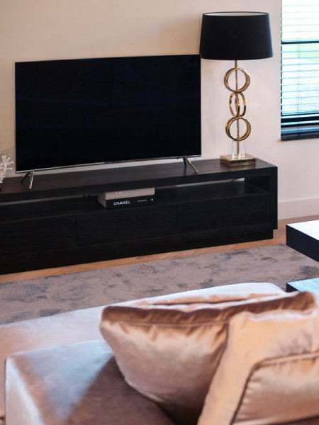 ТВ тумба Oakura Black 185x40cm (арт.6503) Richmond