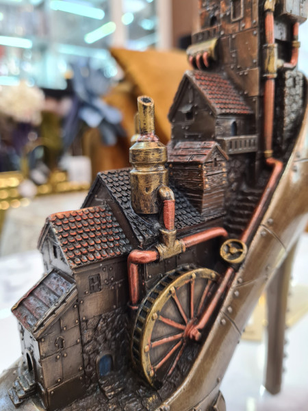 Статуетка Steampunk Stiletto (арт.39446) KARE