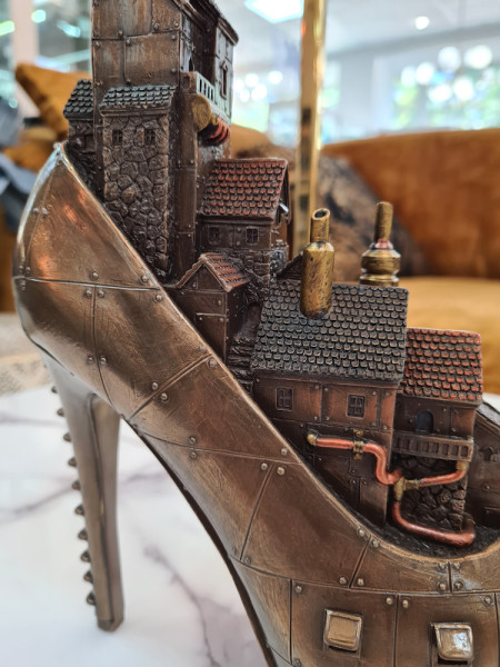 Статуетка Steampunk Stiletto (арт.39446) KARE